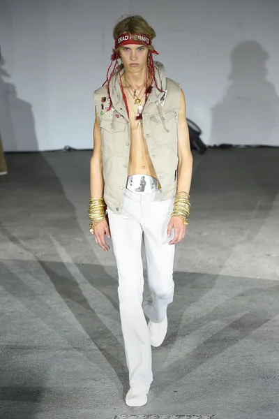 Look 1